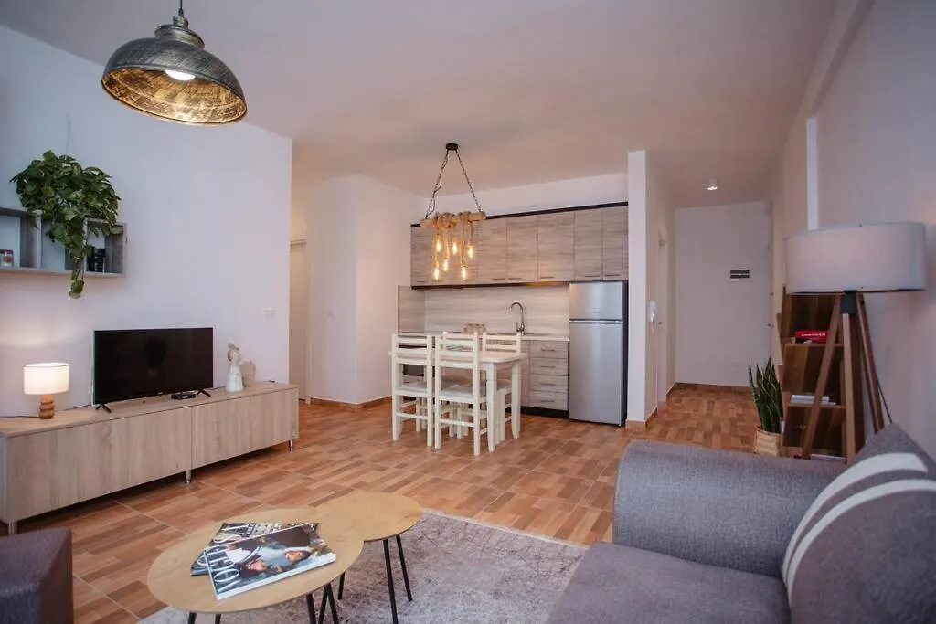 The City-View Stylish Apartment Shkodër